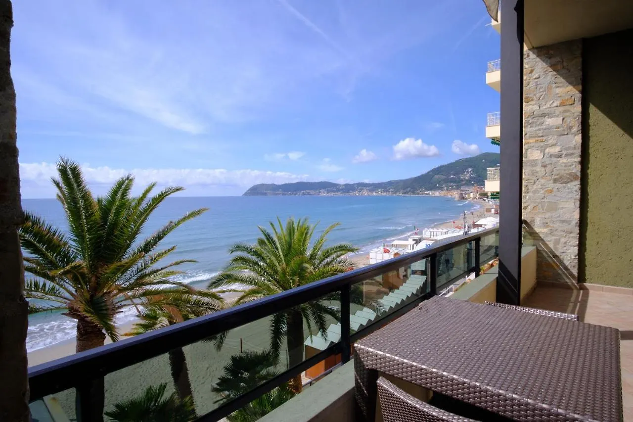 Residence Sole Mare Alaxi Hotels Alassio Lägenhetshotell