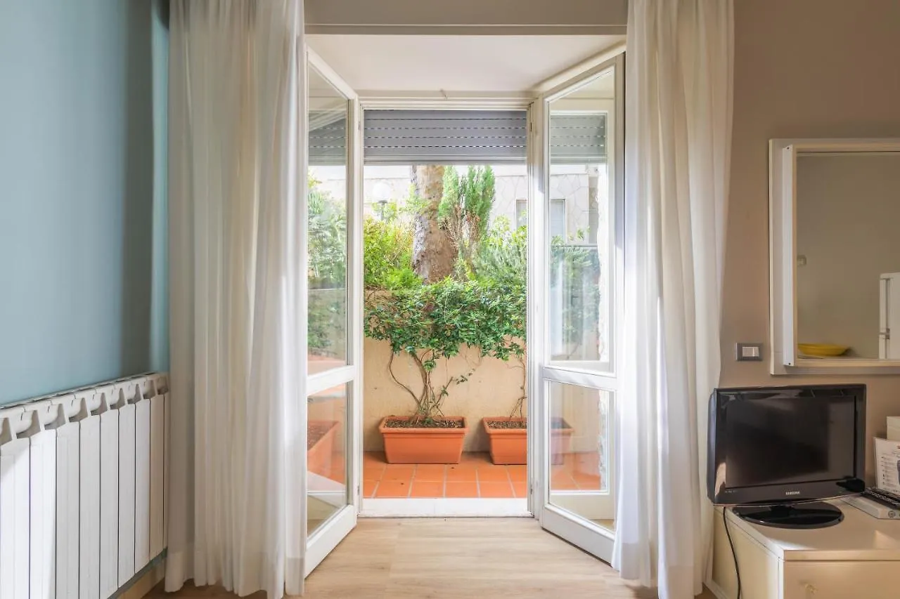 Residence Sole Mare Alaxi Hotels Alassio 0*,  Italy