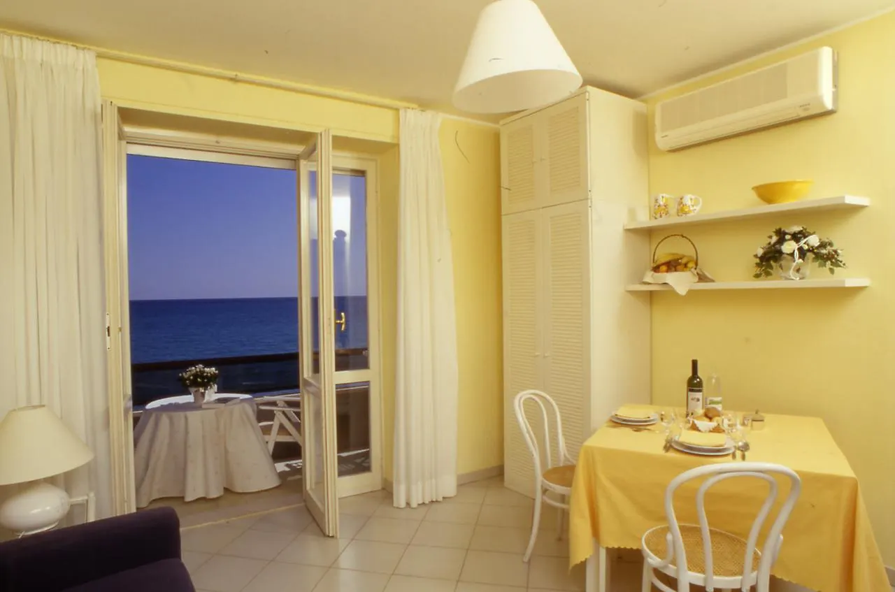 Residence Sole Mare Alaxi Hotels Alassio Italy